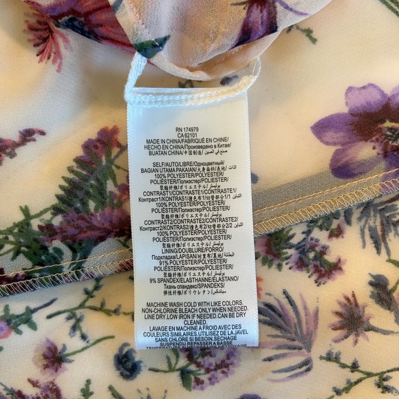 BCBGMaxAzria Sheer Floral maxi dress - Picture 5 of 6